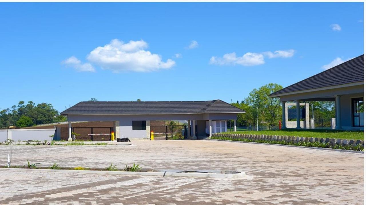 Aloe Lifestyle Hotel Eshowe Exterior foto